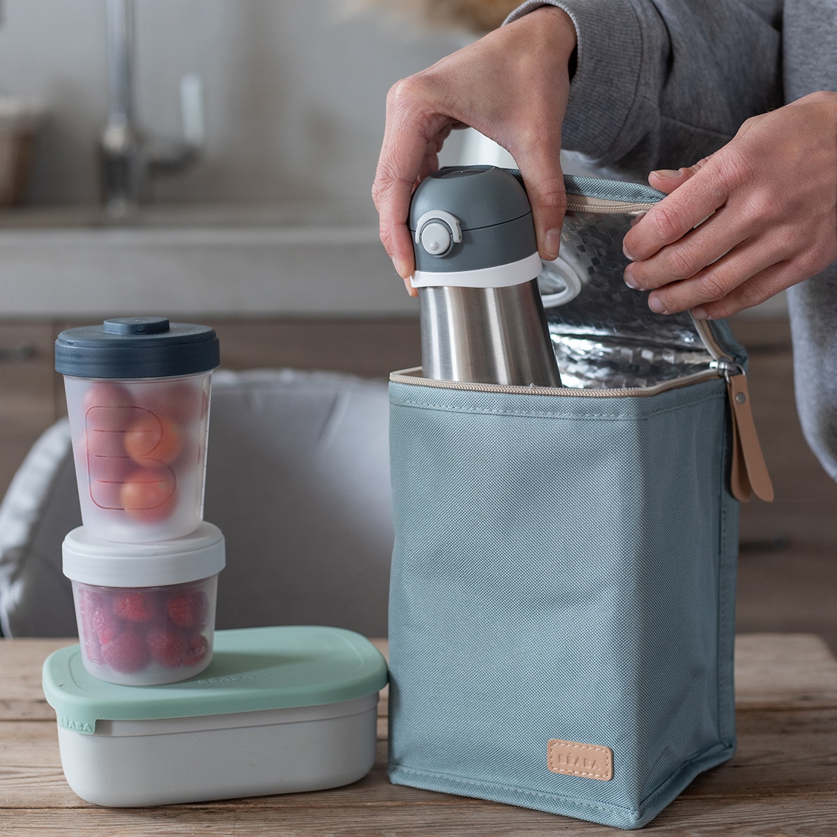 Bolso isotérmico Béaba Verde-5