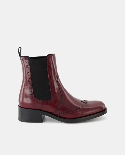 Imagen 0 de Botines chelsea de mujer con picados