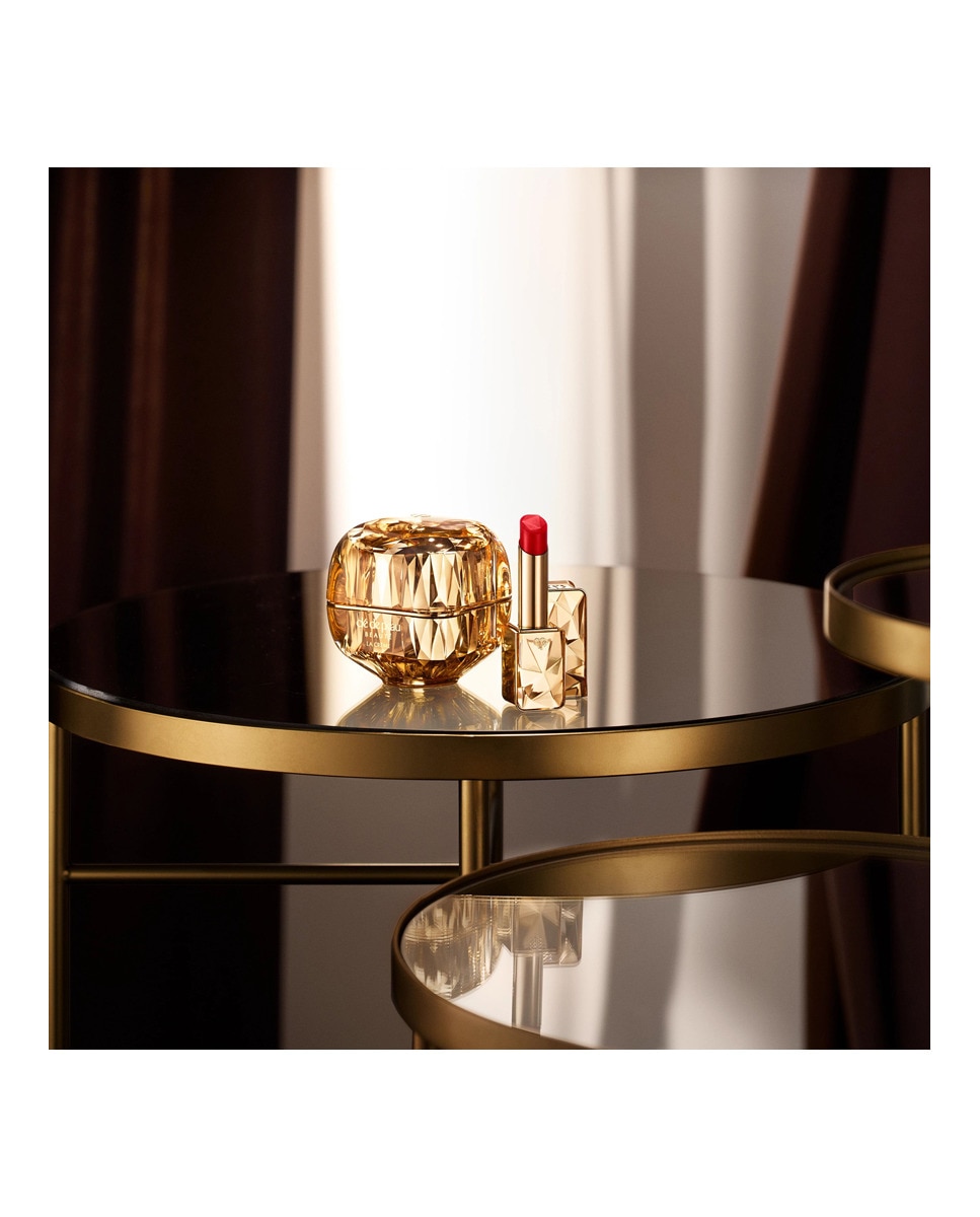 Barra De Labios The Precious Lipstick Clé de Peau Beauté - 3 Passionate Ruby 3 Passionate Ruby-7