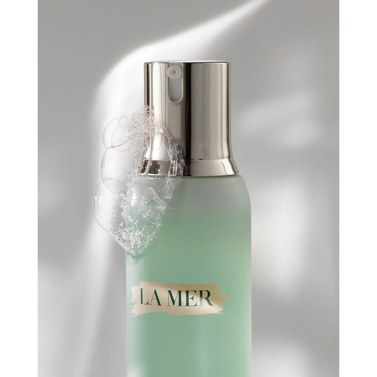 The Energizing Gel Cleanser - 200 ml 2