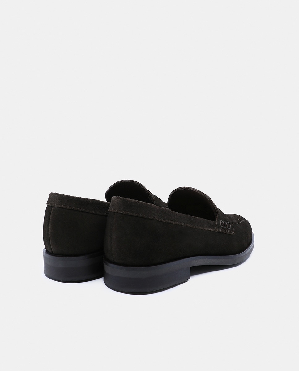 Mocassins em Pele com Travessão Castanho-8