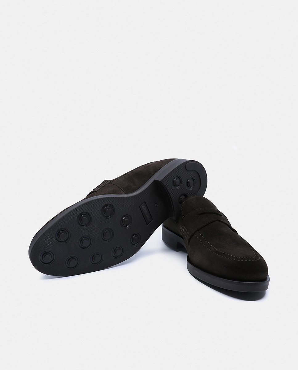 Mocassins em Pele com Travessão Castanho-7