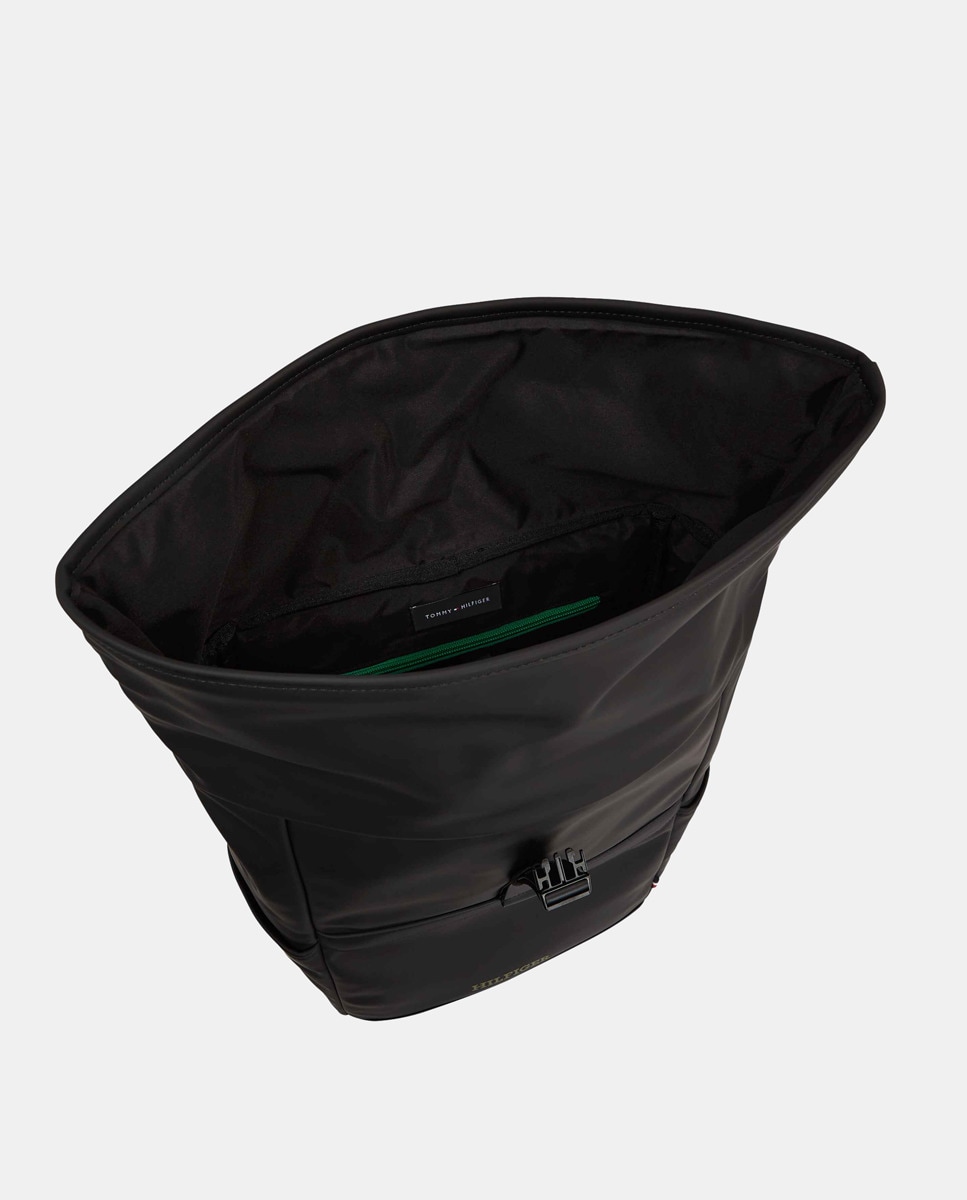 Mochila Estilo Rolltop com Detalhe da Marca Preto-5