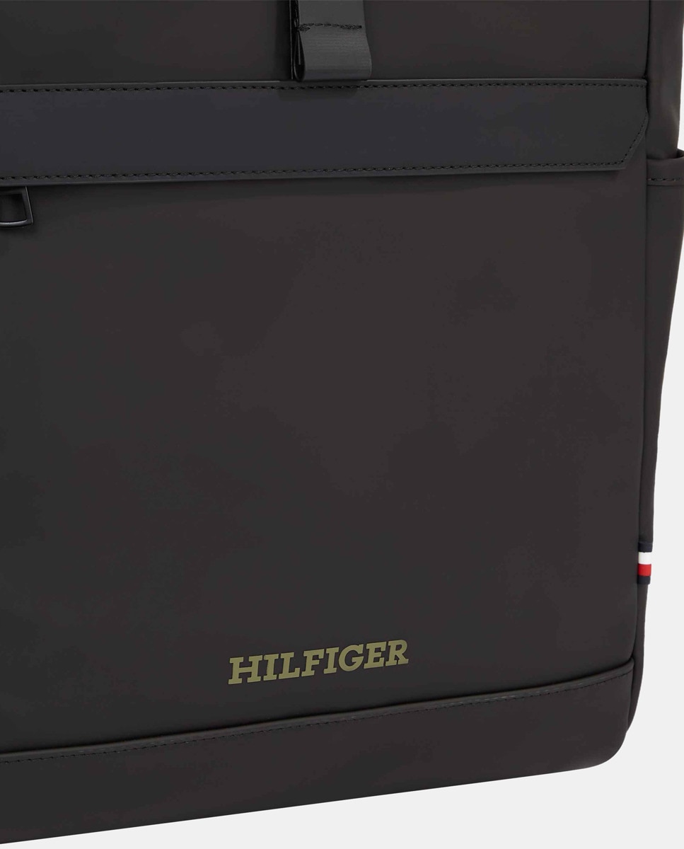 Mochila Estilo Rolltop com Detalhe da Marca Preto-4