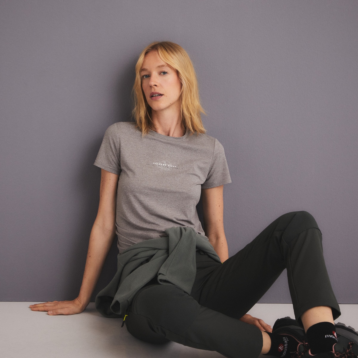 T-shirt de Montanha de Mulher Cinzento-claro-1
