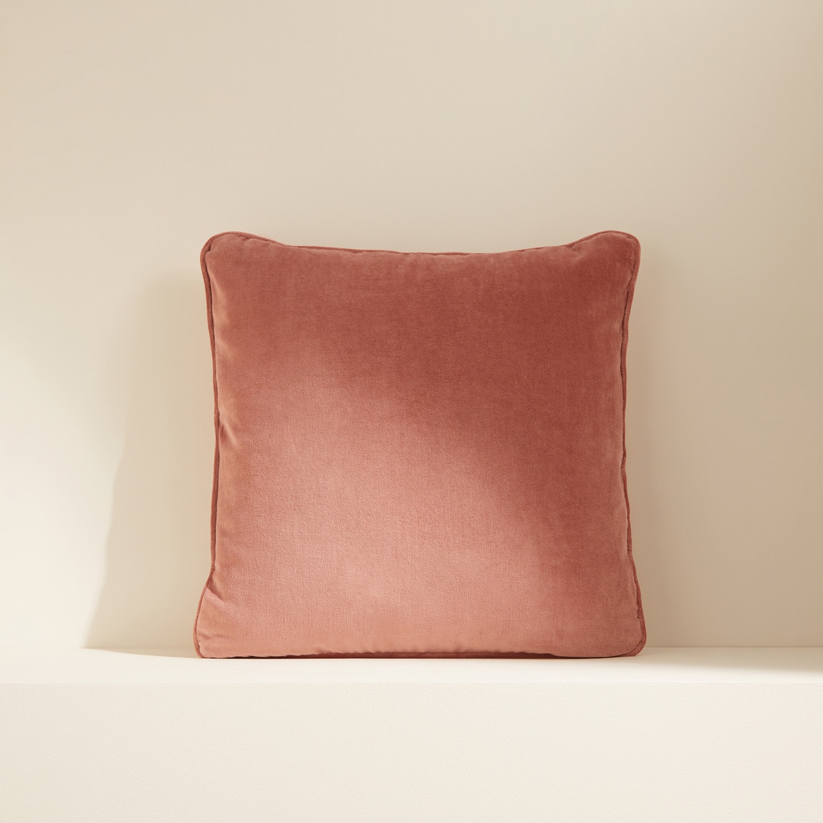 Imagem 0 de Almofada Decorativa Budapeste