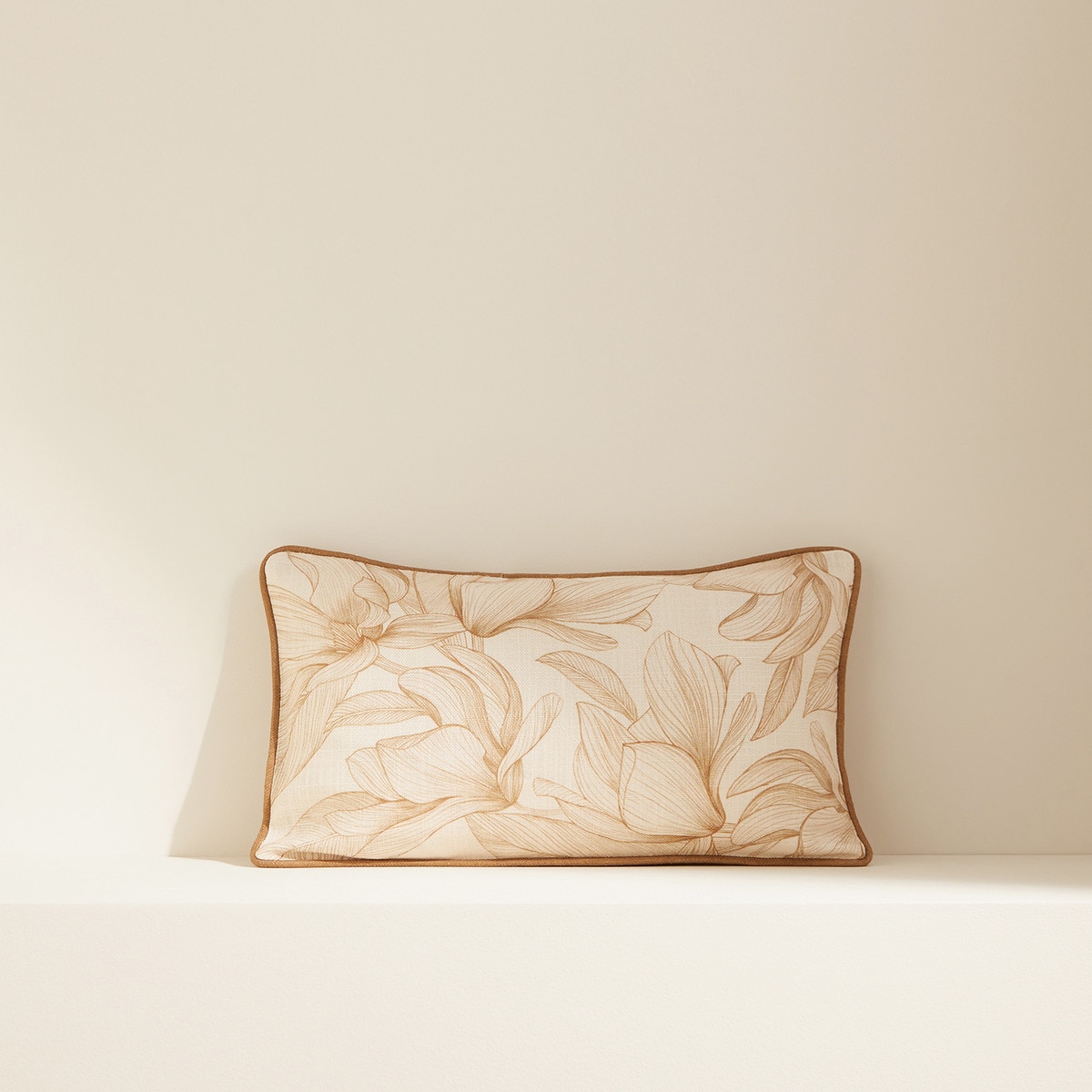 Cojín decorativo rectangular Magnolia El Corte Inglés Crudo-1