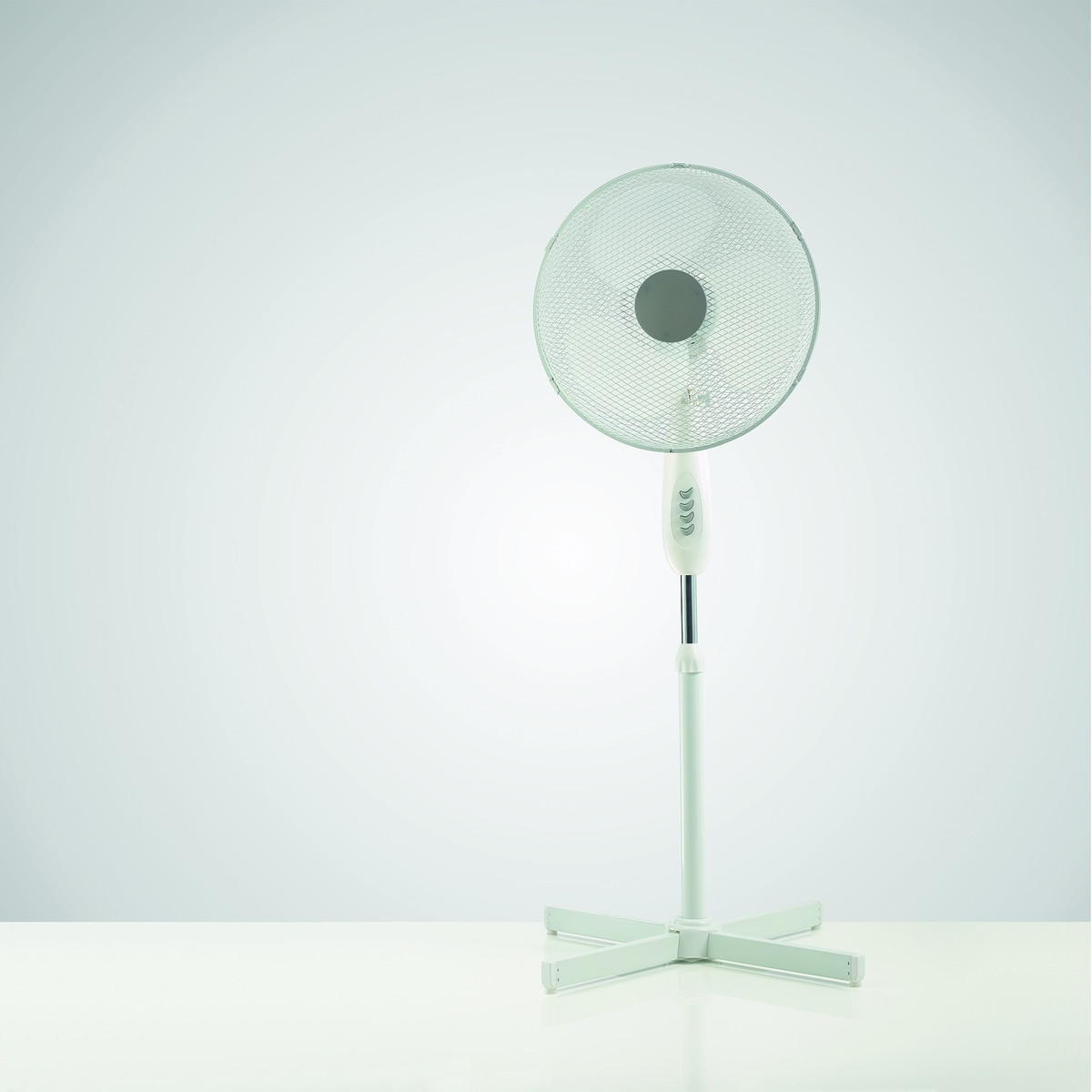 Ventilador de pie El Corte Inglés VP-40N con 3 velocidades Blanco-4