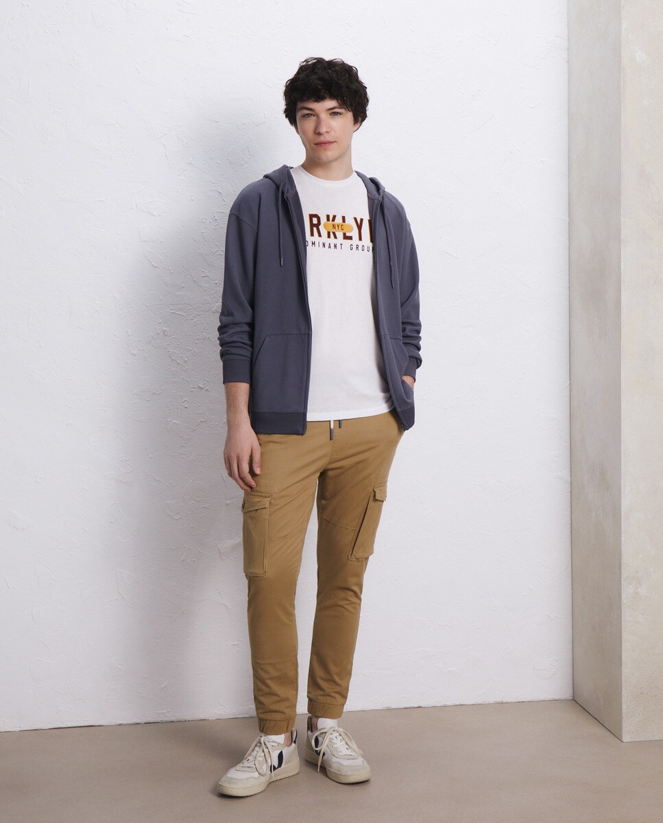 Cómo Combinar Moda Jogger Hombre Cómo Combinar El Pantalón Blanco