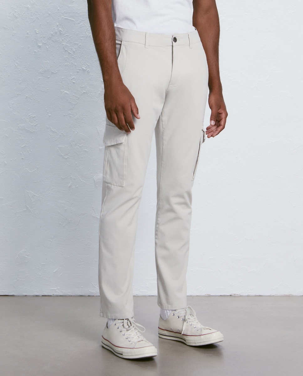 Calças Slim Bi-Stretch Multibolsos em Algodão - Cor de Terra Branco-2