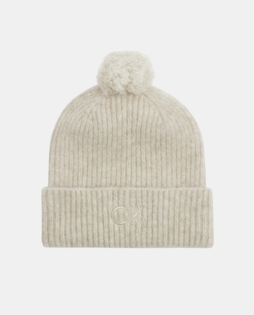 Imagen 0 de Gorro con pon pon y logo en la parte frontal