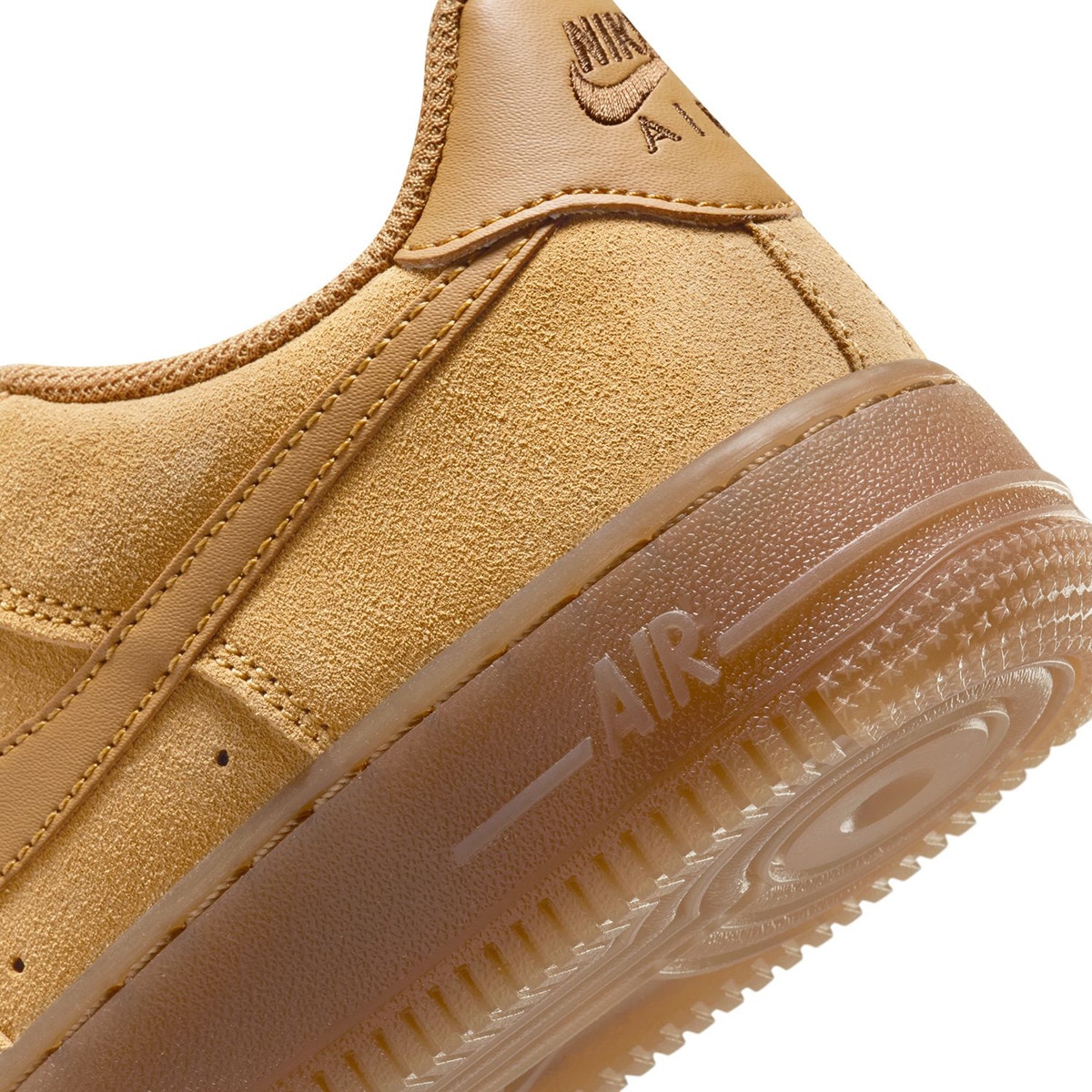 Sapatilhas casual de menino Air Force 1 LV8 (GS) Nike Castanho-8