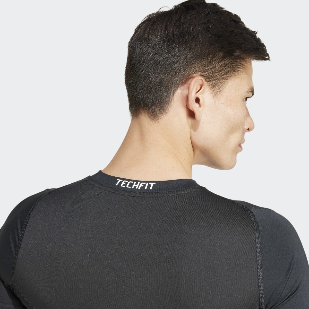 T-shirt de Homem TECHFIT Compression Training Preto-3