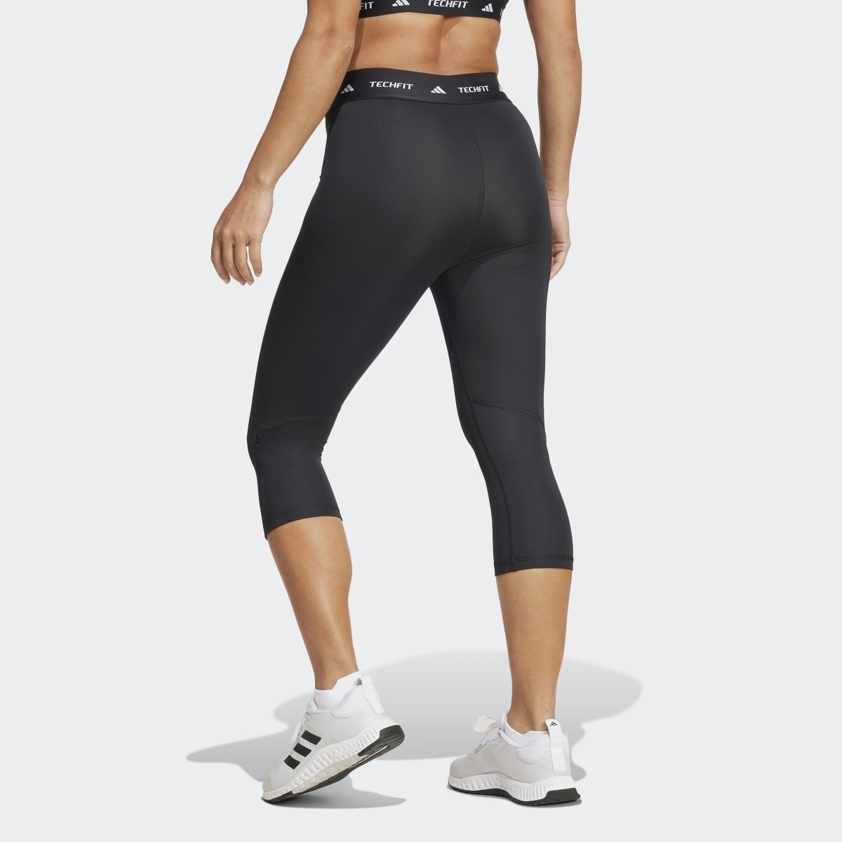 Leggings de Mulher Techfit Capri Preto-2