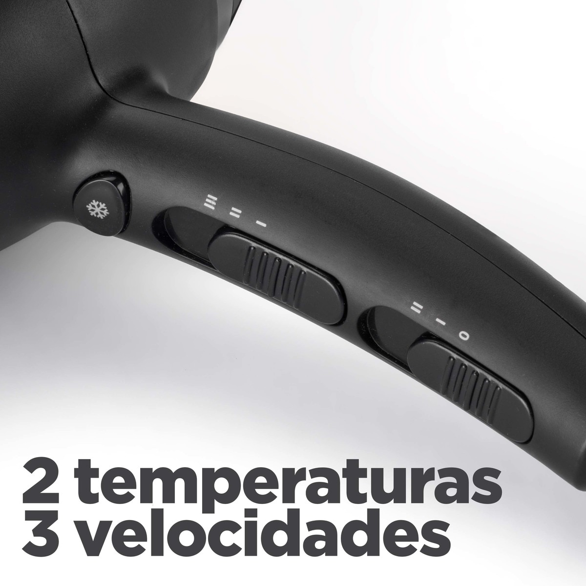 Secador Babyliss PowerDry D563DE con velocidad de secado 4