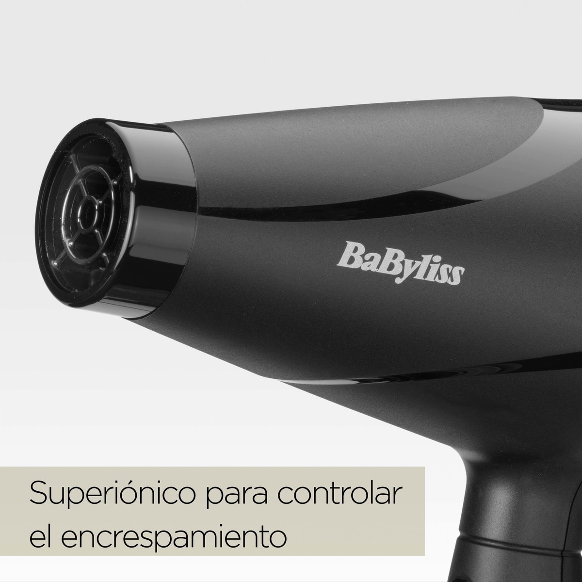Secador Babyliss ShinePro 6713DE con motor AC 4