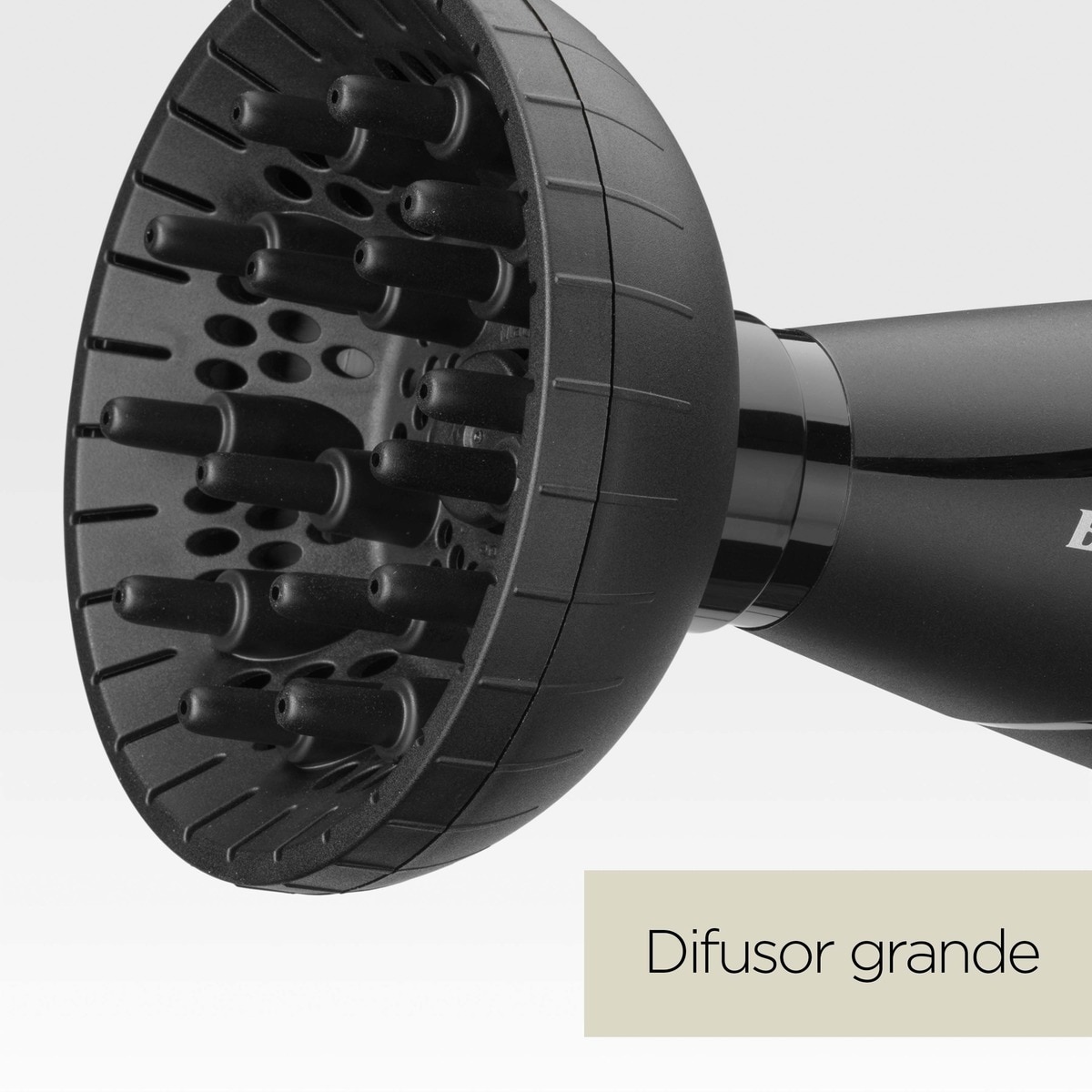 Secador Babyliss ShinePro 6713DE con motor AC 8