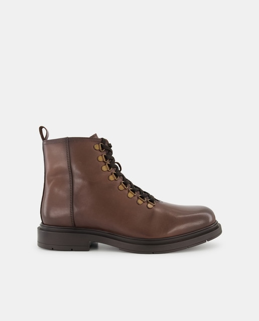 Imagen 0 de Bota ganchos de hombre en piel crush