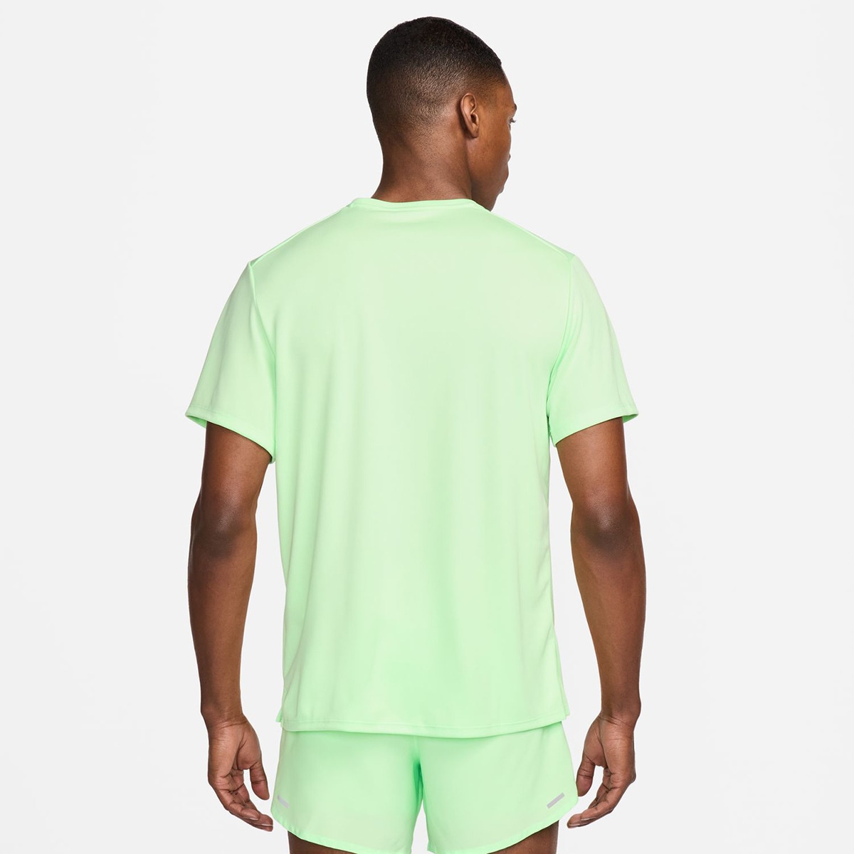 T-shirt de homem Miler Nike Verde-flúor-2