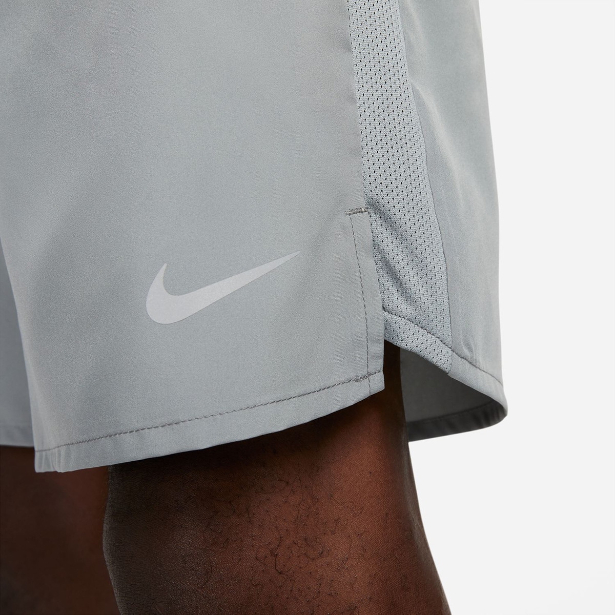 Calções de homem Challenger Nike Cinzento-4