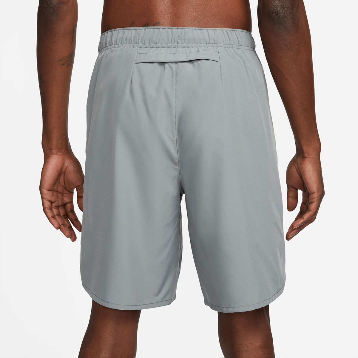 Calções de homem Challenger Nike Cinzento-2