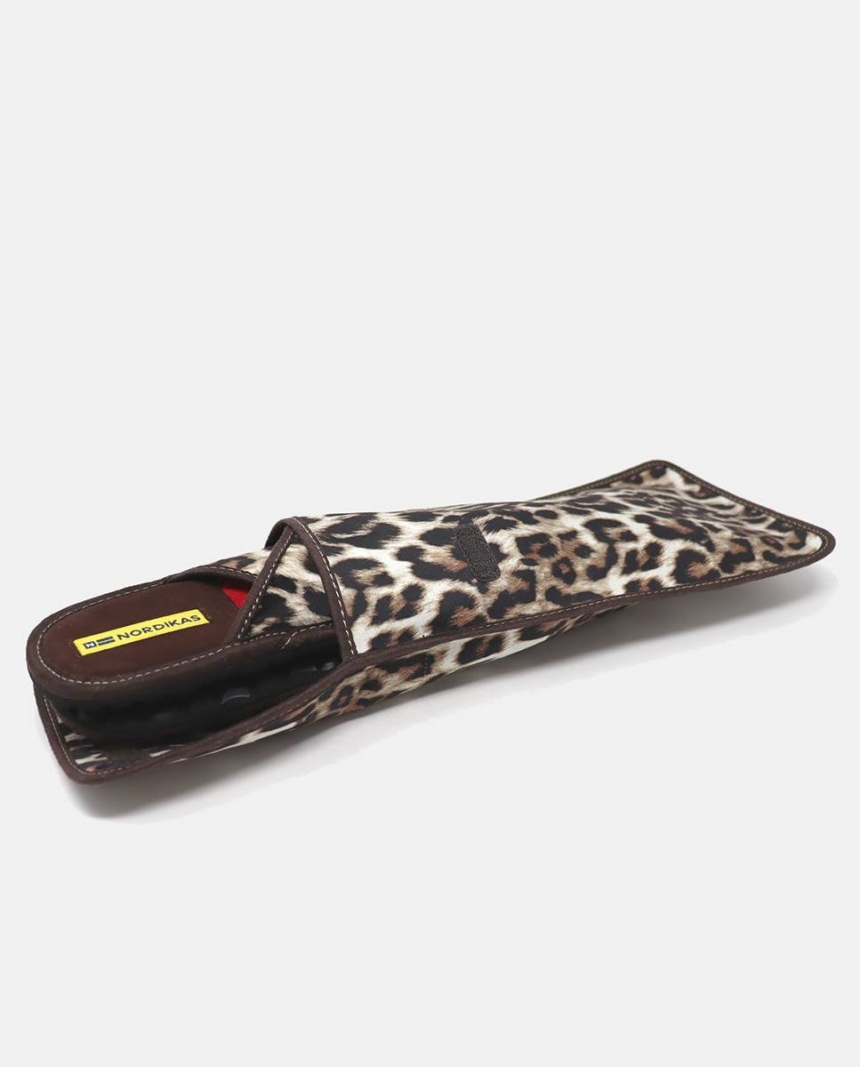 Chinelos de Quarto em Tecido com Animal Print Castanho-5