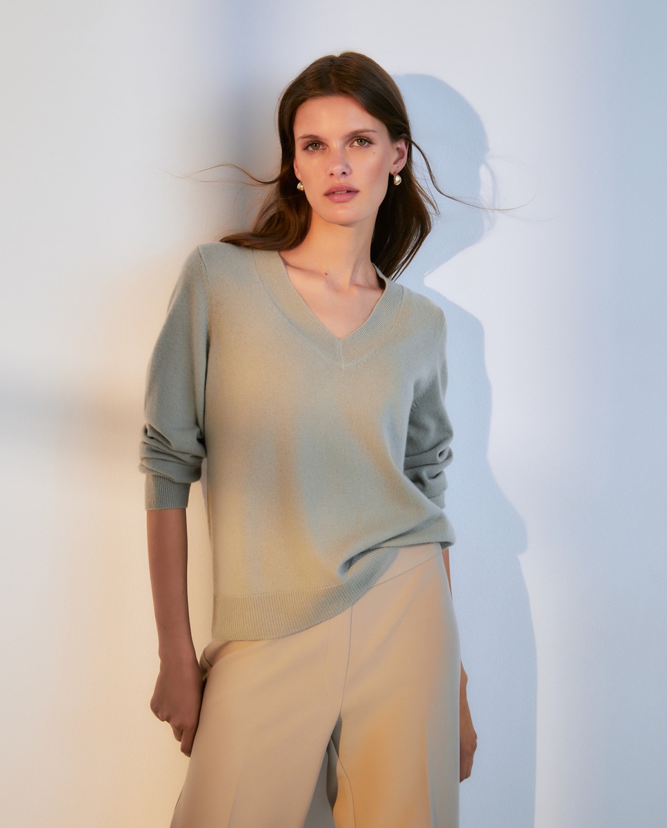 Camisola de Malha com Decote em Bico e 100% Caxemira Verde Sálvia-1