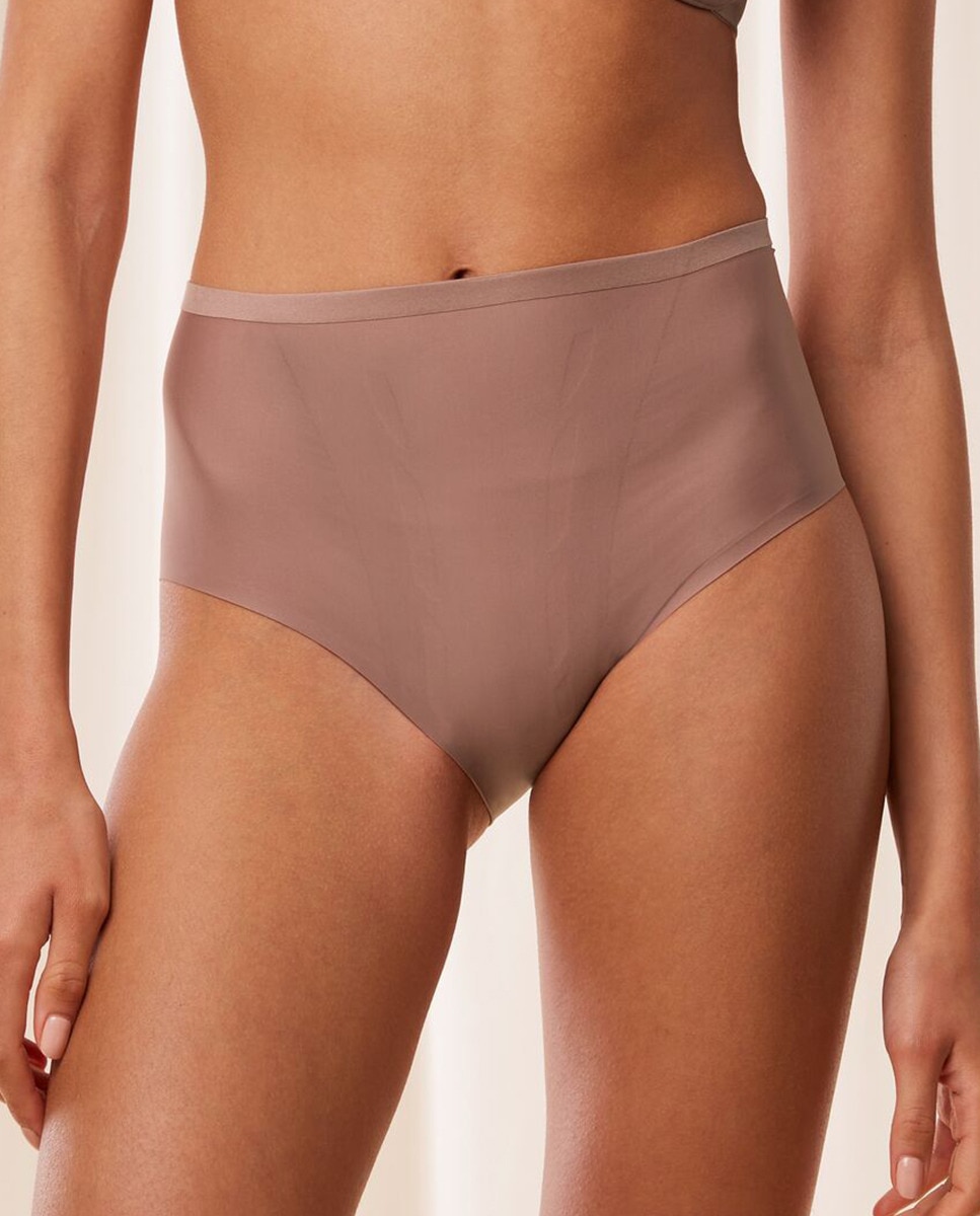 Cueca Ligeiramente Moldada Bege-1