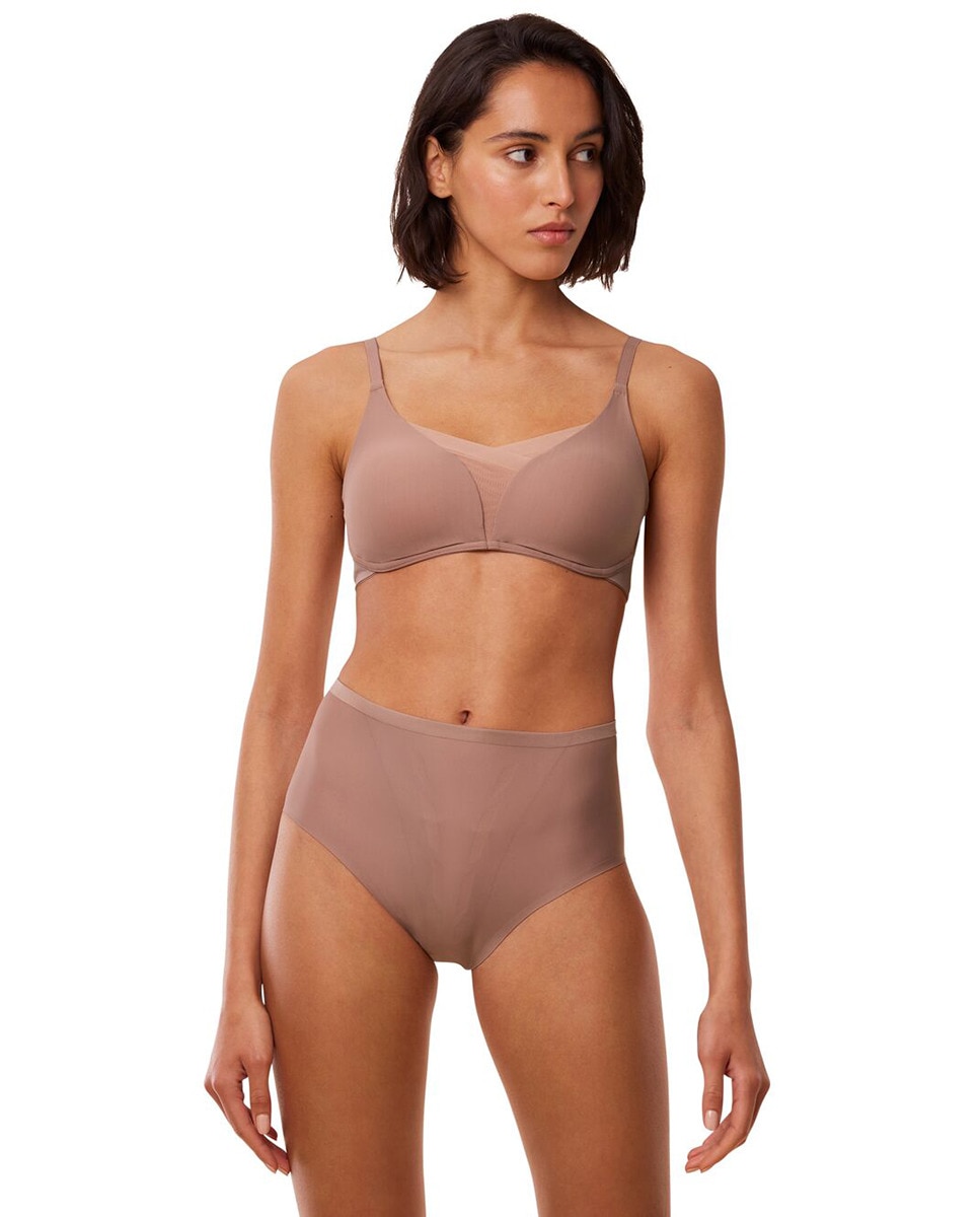 Cueca Ligeiramente Moldada Bege-4