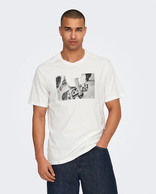 Imagem 0 de T-shirt com manga curta e desenho à frente