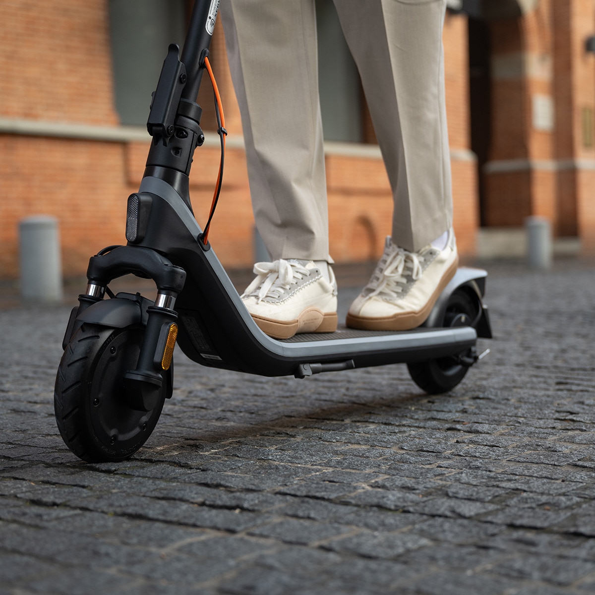 Patinete eléctrico Segway E2 Plus II Negro-15