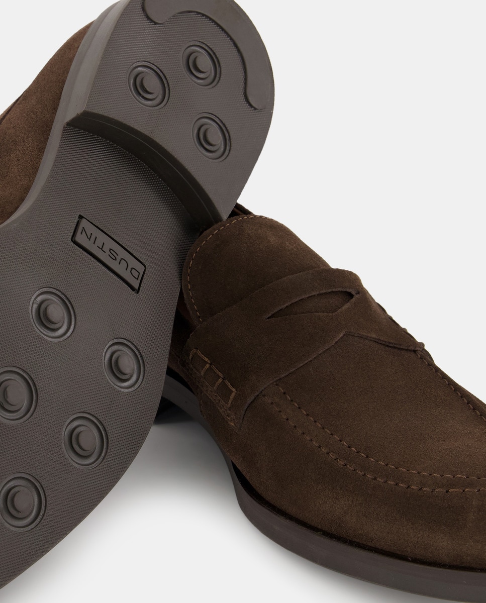 Mocassins em Pele com Travessão Castanho-5