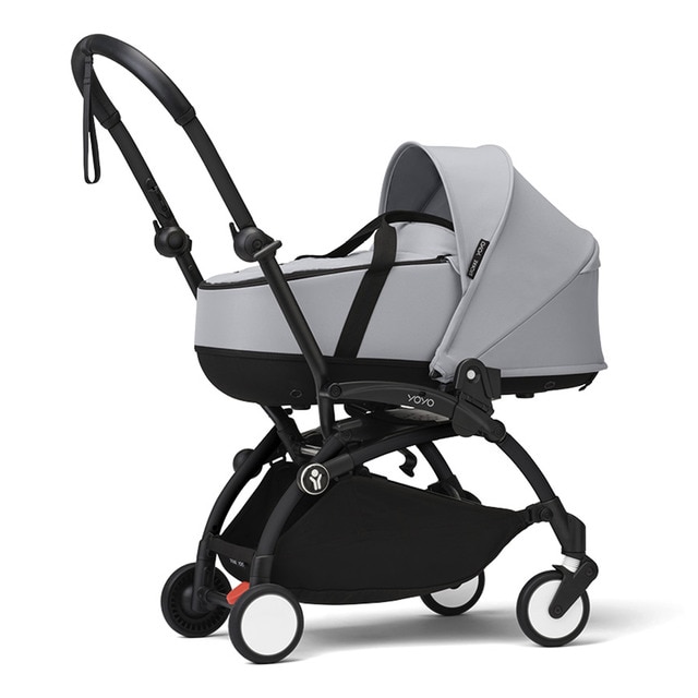 Imagem 0 de Carrinho de passeio Stokke® YOYO³ com chassis preto e alcofa Stone