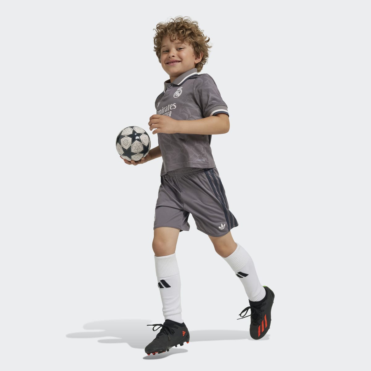 Conjunto de Bebé/Criança 3.º Equipamento Real Madrid 24/25 Cinzento-4