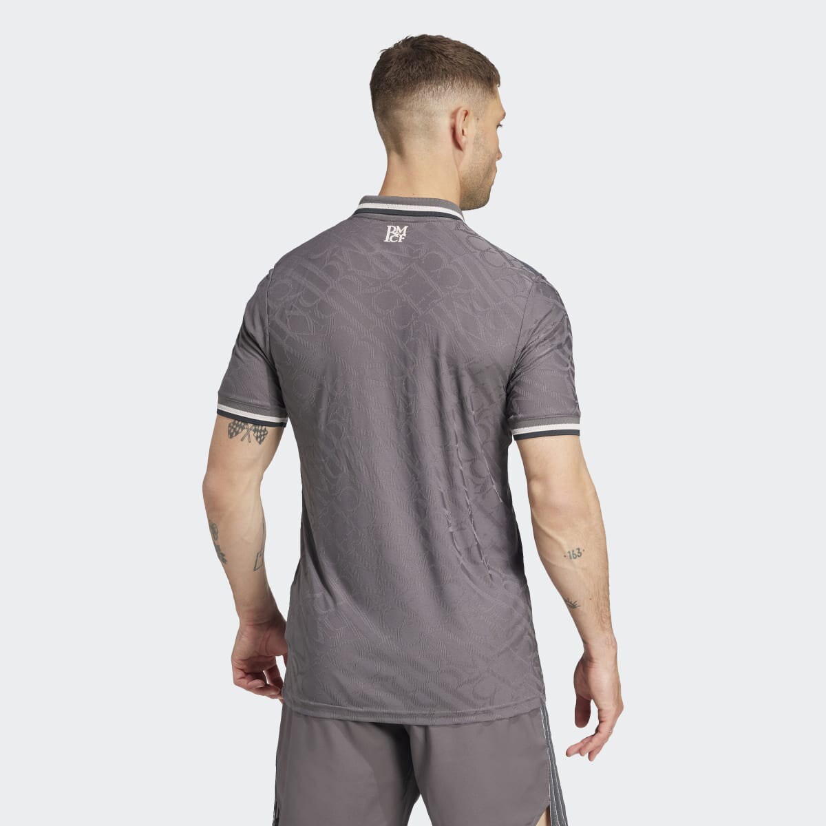 T-shirt de Homem 3.º Equipamento Real Madrid 24/25 Cinzento-2