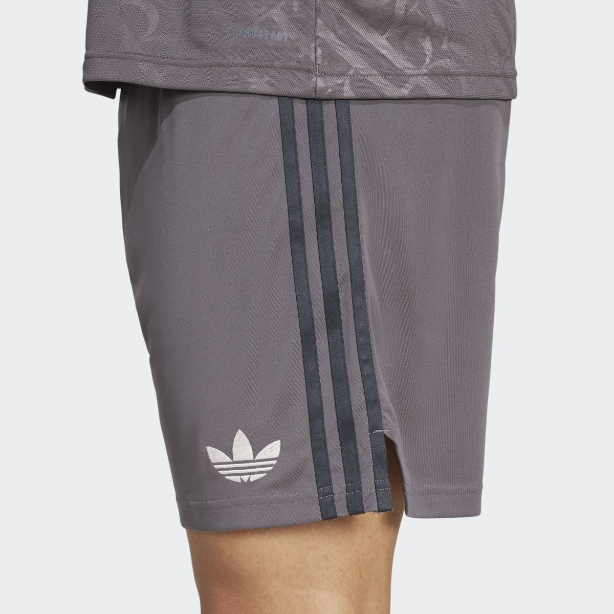 Calções de Homem 3.º Equipamento Real Madrid 24/25 Cinzento-3