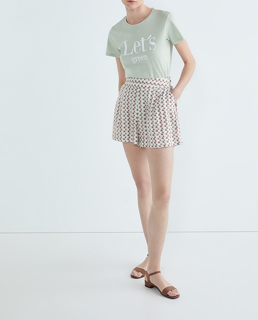 Imagen 0 de Short básico de mujer estampado étnico crudo