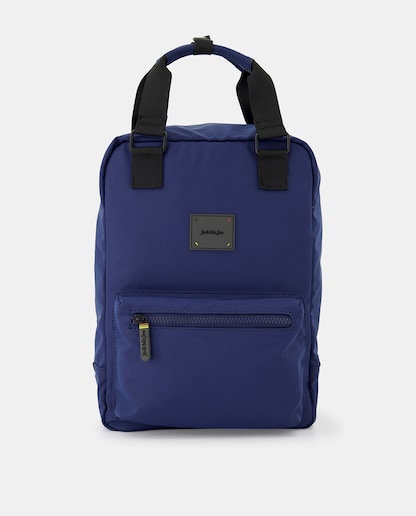 Imagen 0 de Mochila mediana en azul con bolsillo frontal