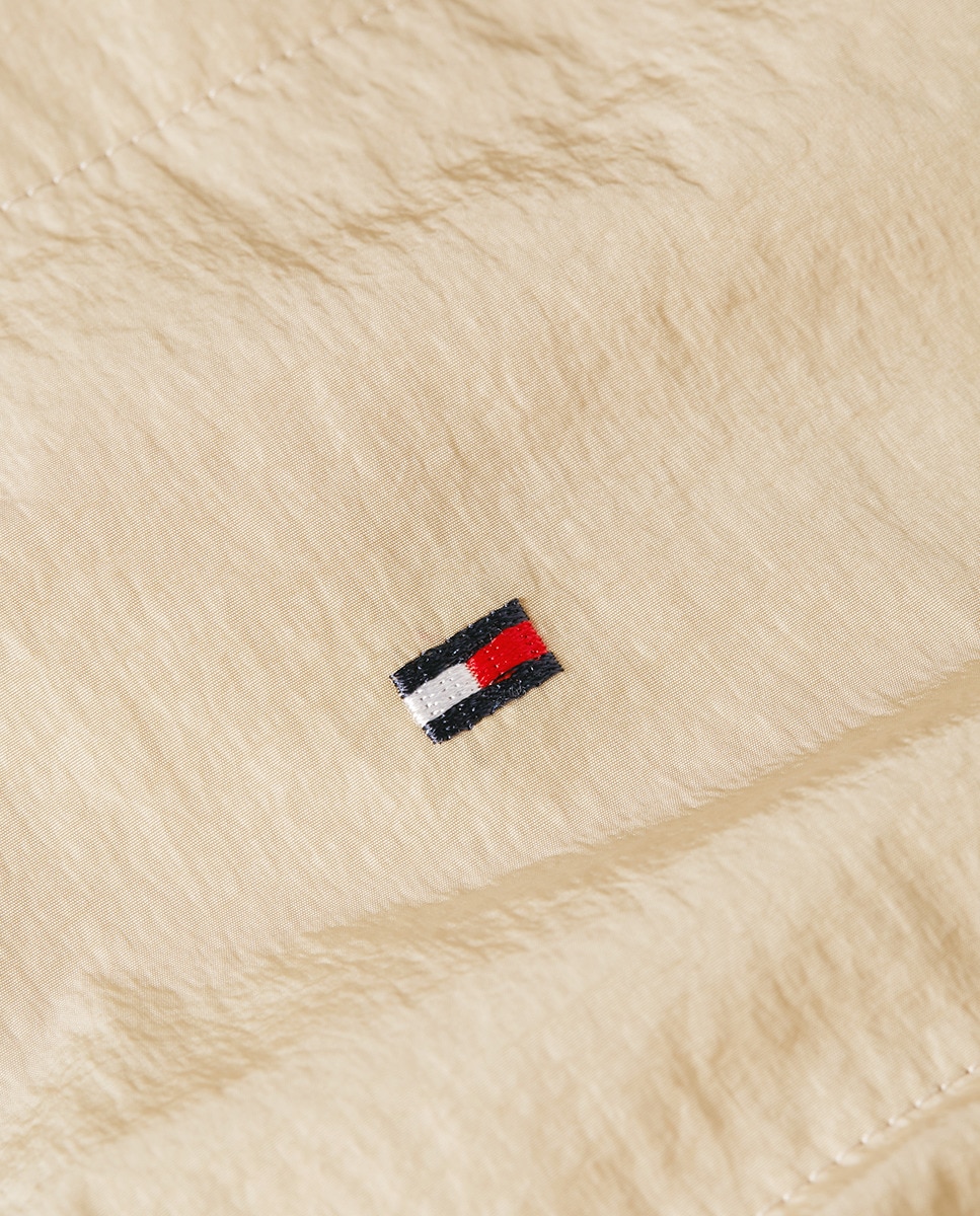 Colete com Decote Redondo e Fecho de Botões Invisíveis Bege-4