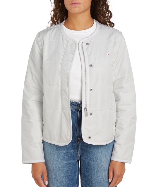 Imagen 0 de Chaqueta de mujer con cuello redondo y cierre de botones invisibles