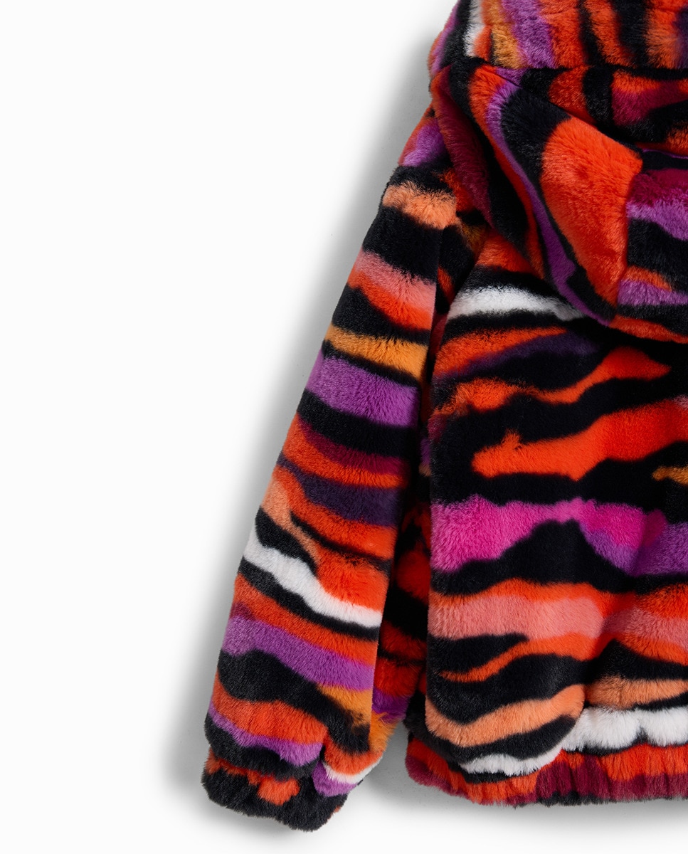 Casaco com Efeito de Pelo e Animal Print Rosa-4