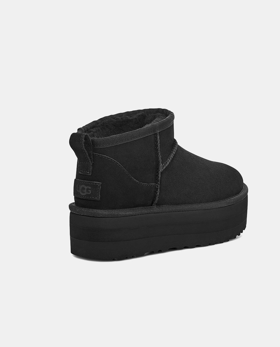 Botins Classic Ultra Mini com Plataforma e em Pele Preto-4