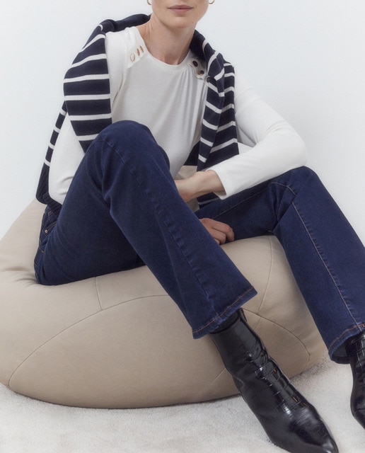 Imagen 0 de Camiseta de mujer de manga larga y botones