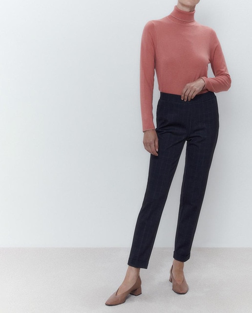 Imagen 0 de Pantalón estampado cuadros de mujer