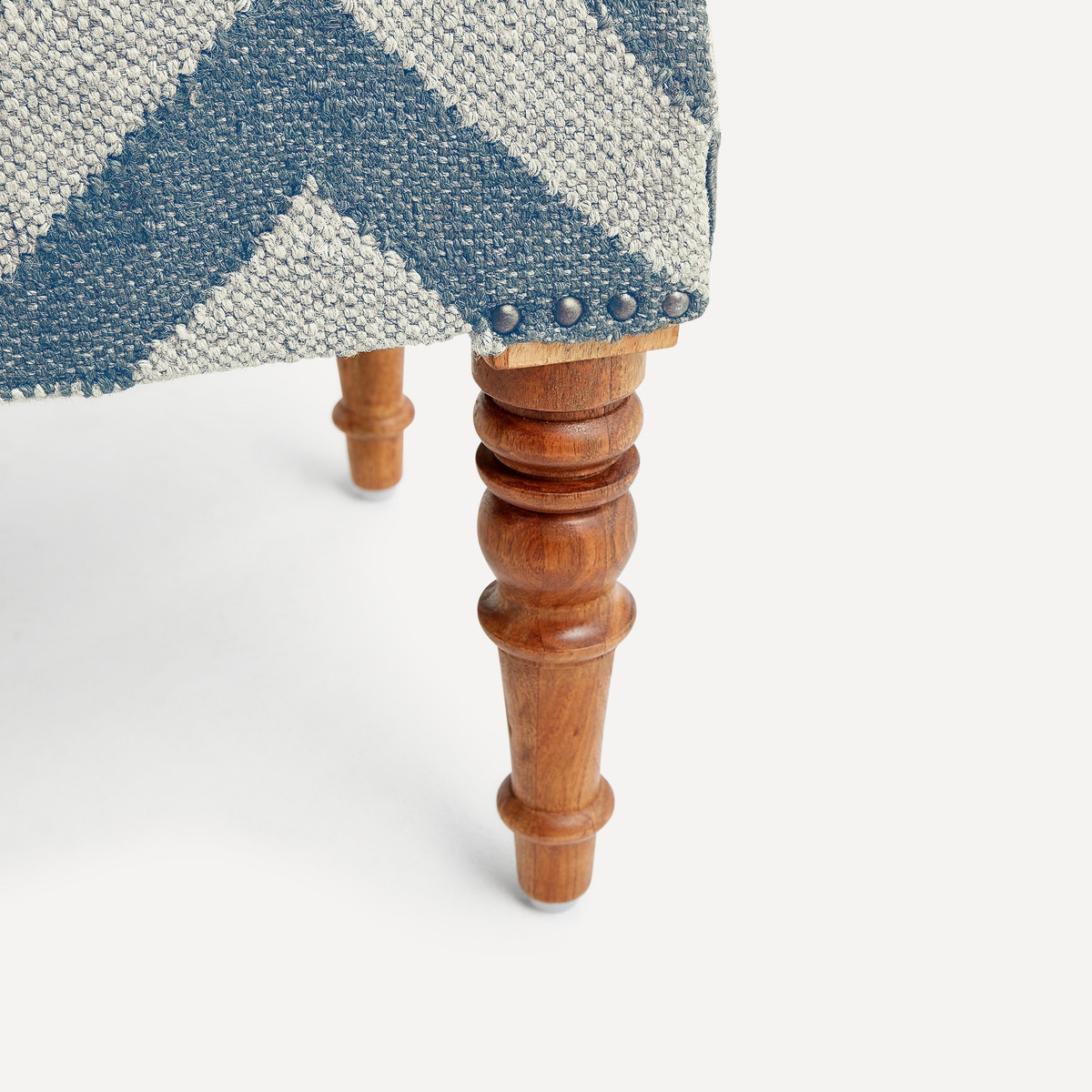 Banco de Madeira de Mangueira Estofado Kilim aos Losangos Delhi Bege / Azul-4
