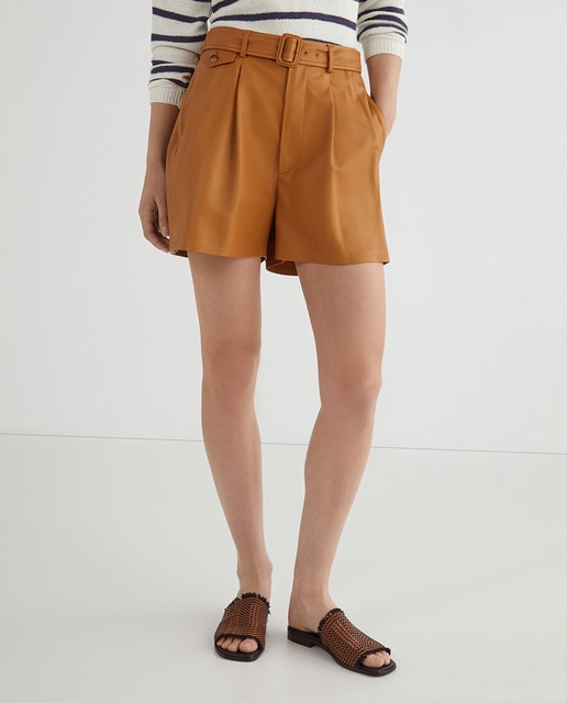 Imagen 0 de Pantalón de mujer corto de piel de cordero