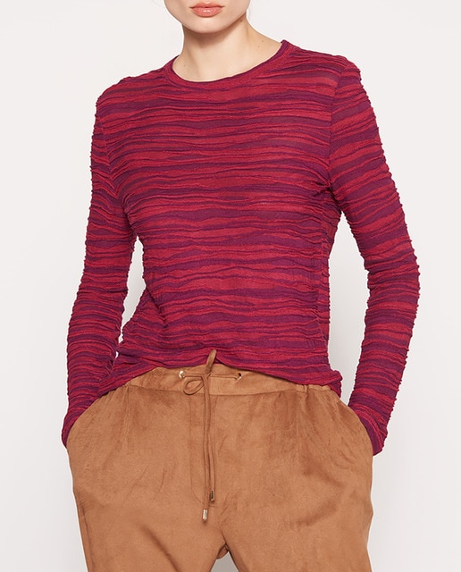 Imagen 0 de Camiseta de mujer a rayas