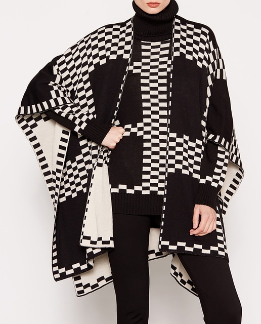 Imagen 0 de Capa de mujer de Jacquard