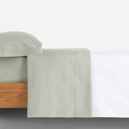 Juego de sábanas con bajera algodón Vainica New Basics El Corte