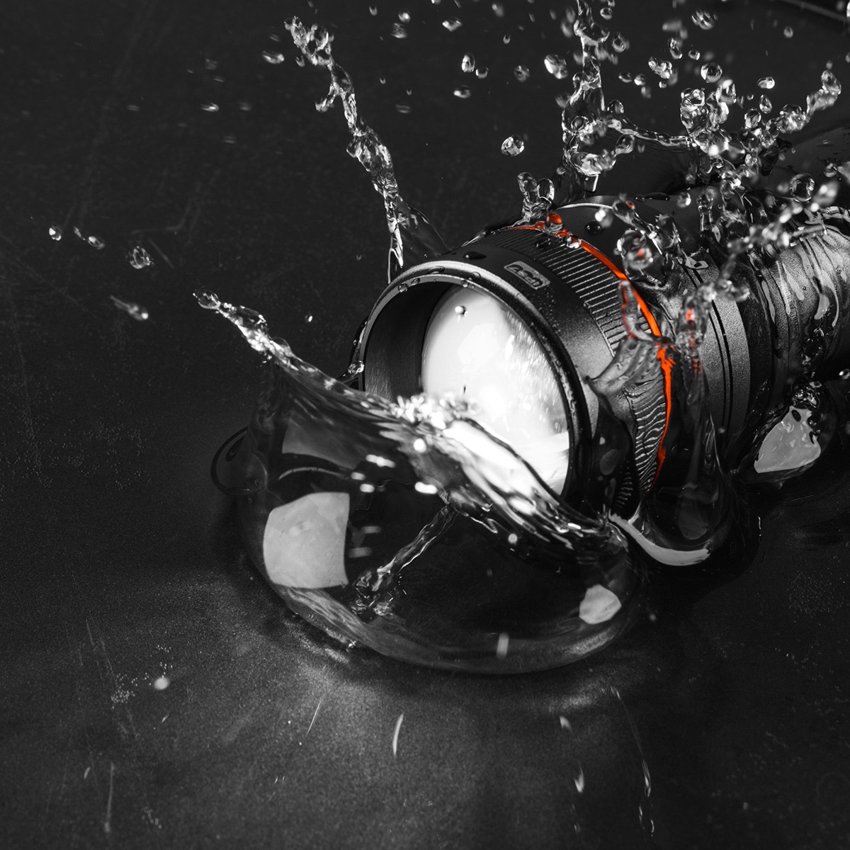 Lanterna Táctica Newton 1000 Metálico-4